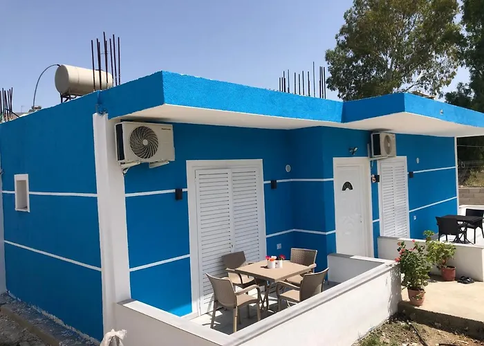 Elton Tafa Casa de hóspedes 3*