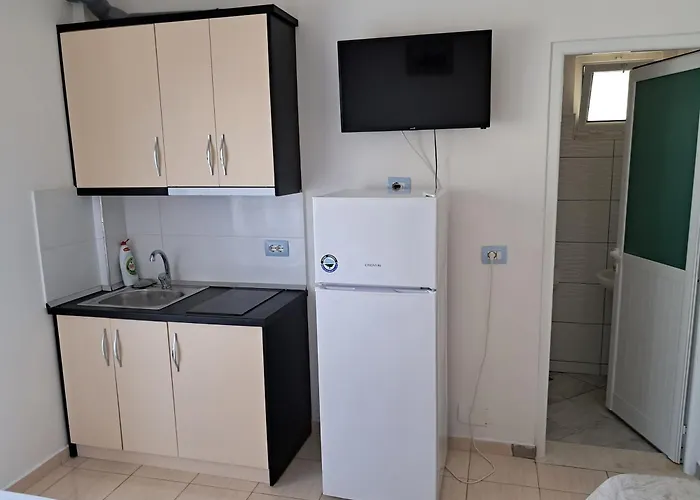 Elton Tafa Casa de hóspedes